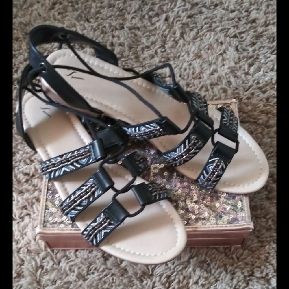 Simply Vera Wang Sandals